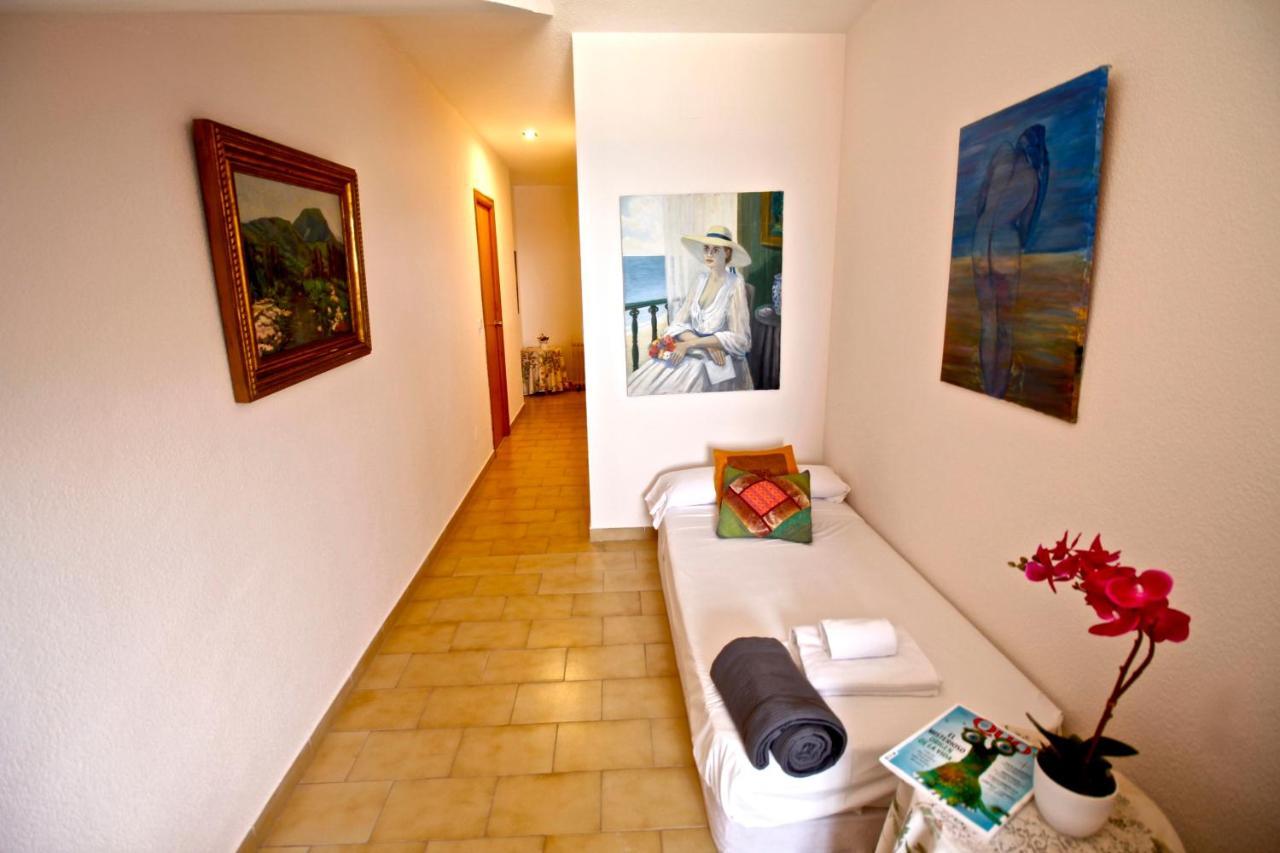 Apartamento Mistral Beach Ел Кампело Екстериор снимка